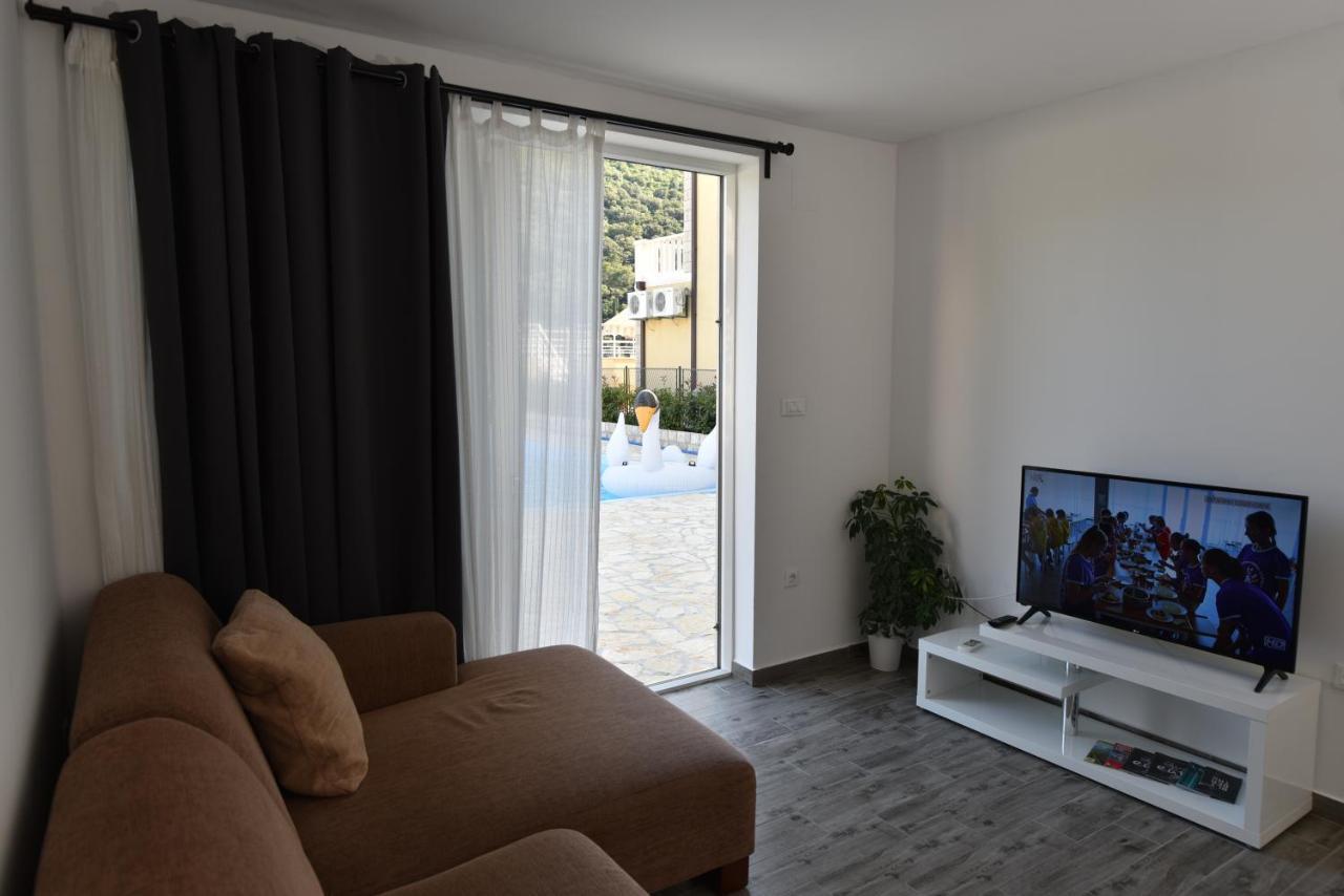 Mokošica Apartments Pralas מראה חיצוני תמונה